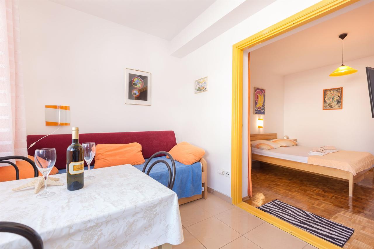 Apartments Zanze Vodice Esterno foto