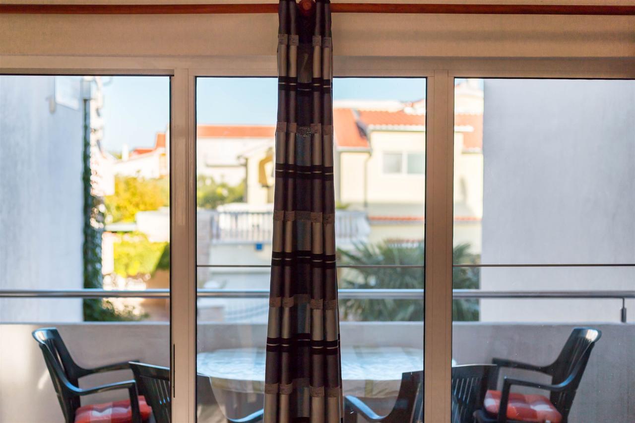 Apartments Zanze Vodice Esterno foto